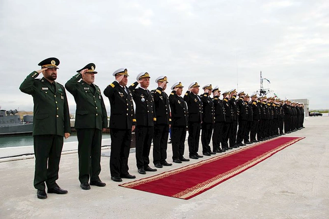 İran hərbi gəmiləri Bakı limanını tərk etdi — FOTOLAR