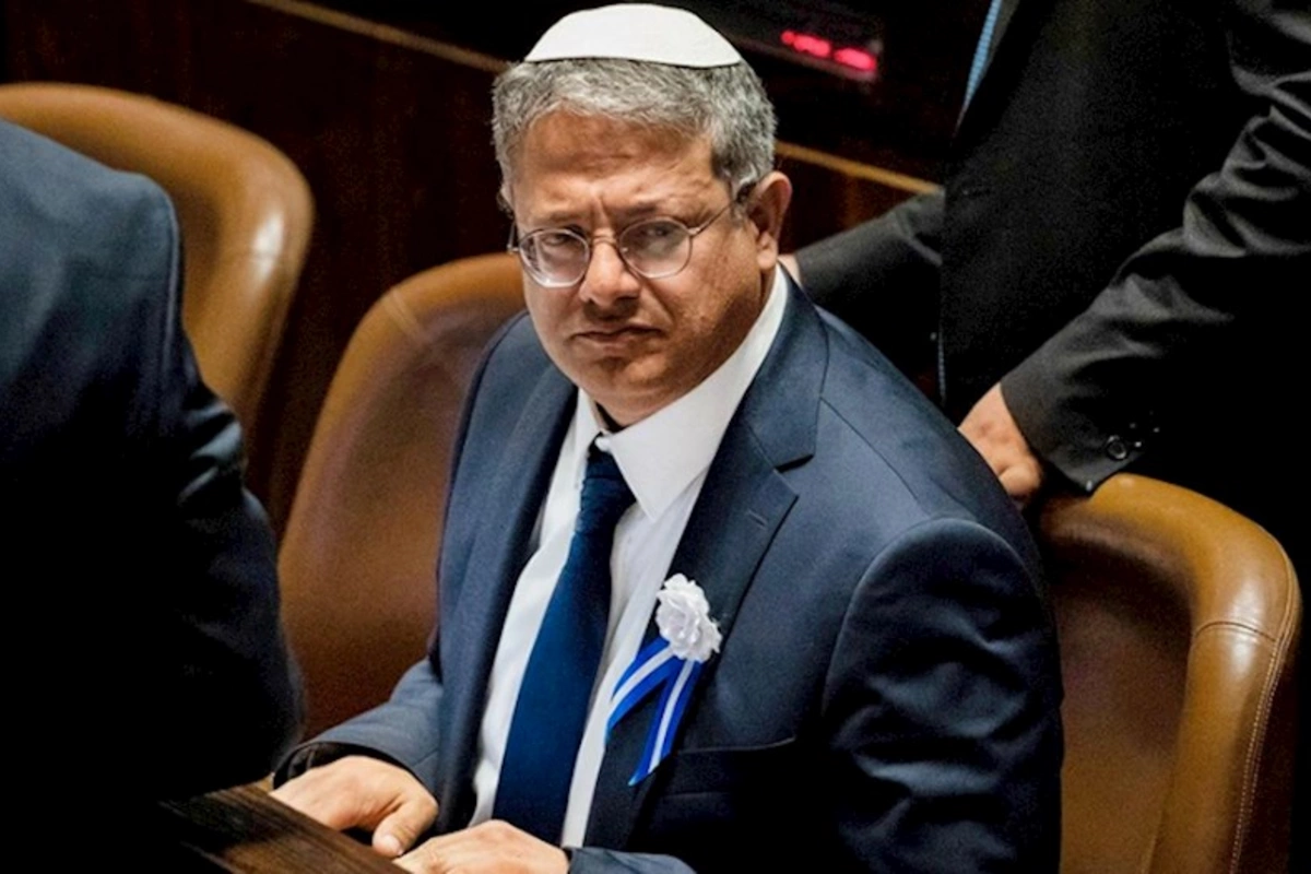 İsrailli nazir Netanyahudan Qəzzada döyüşləri bərpa etməyi tələb edib