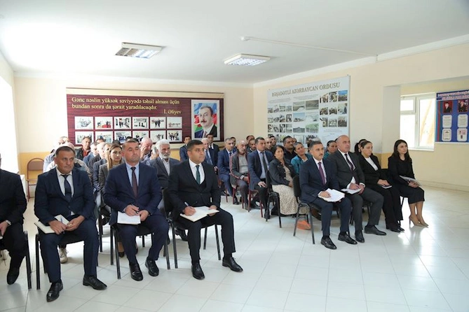 Hacıqabul rayonunun Meyniman kəndində növbəti səyyar qəbul keçirildi — FOTOLAR