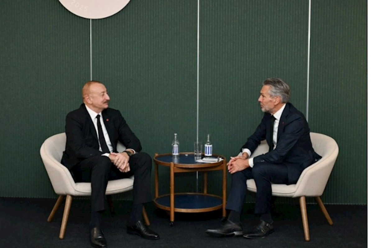 İlham Əliyev Niderlandın Baş naziri ilə müzakirə apardı — FOTOLAR