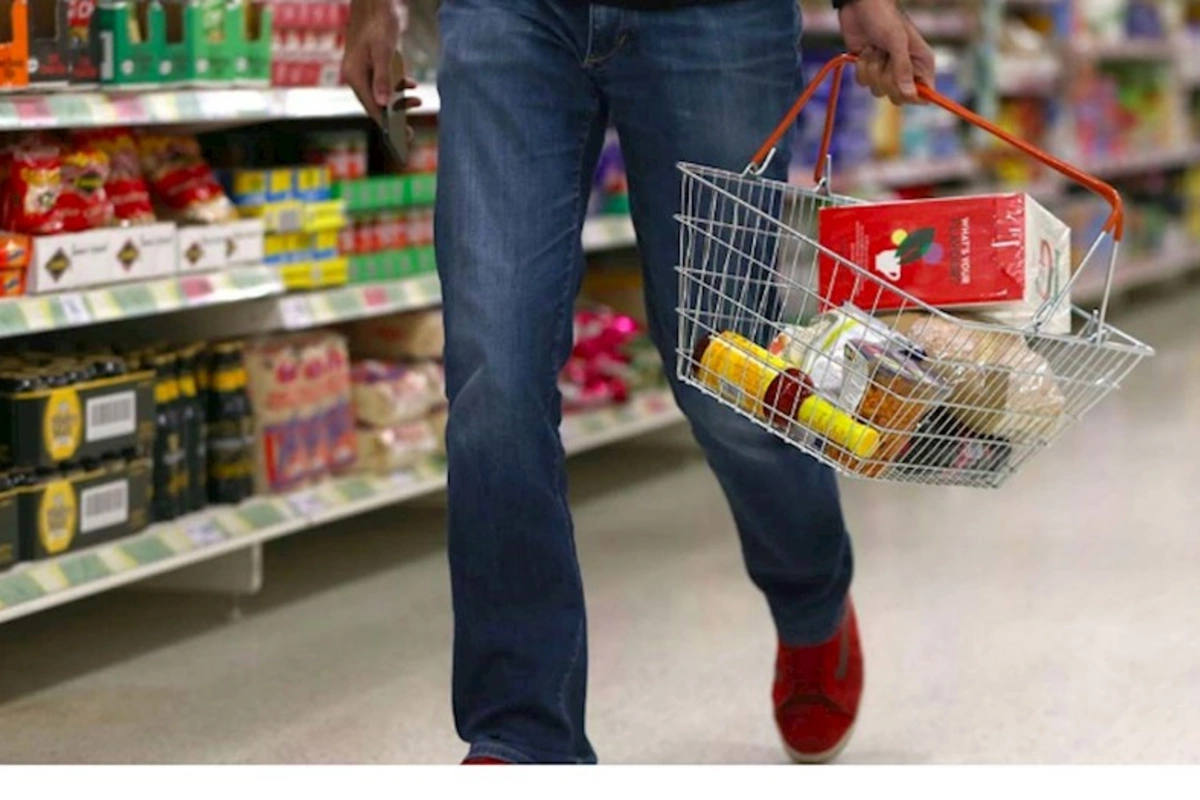 Supermarketlərdə xaos: Rüşvət, artıq pul alınır...
