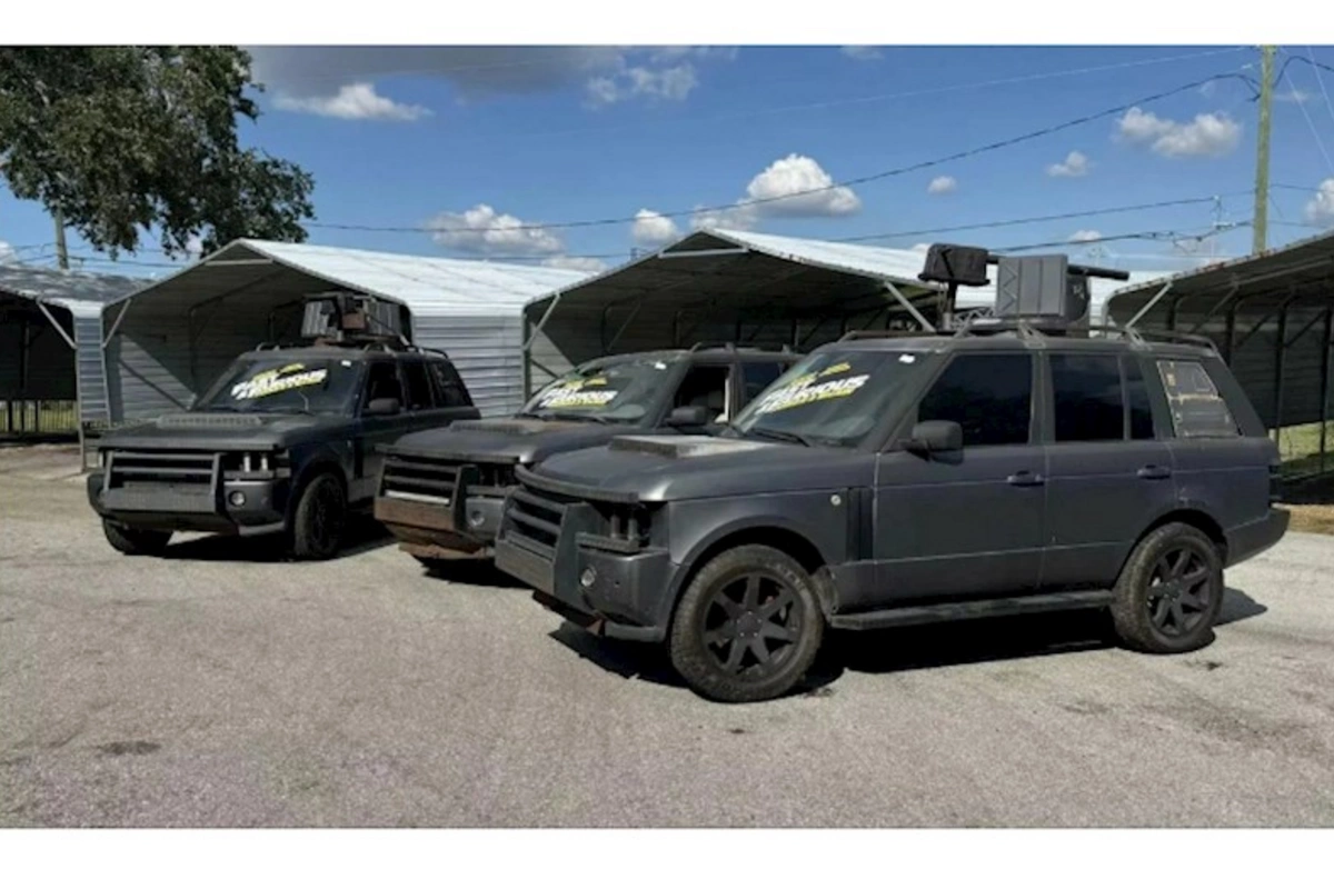 Forsaj filmindəki üç Range Rover hərraca çıxarılacaq