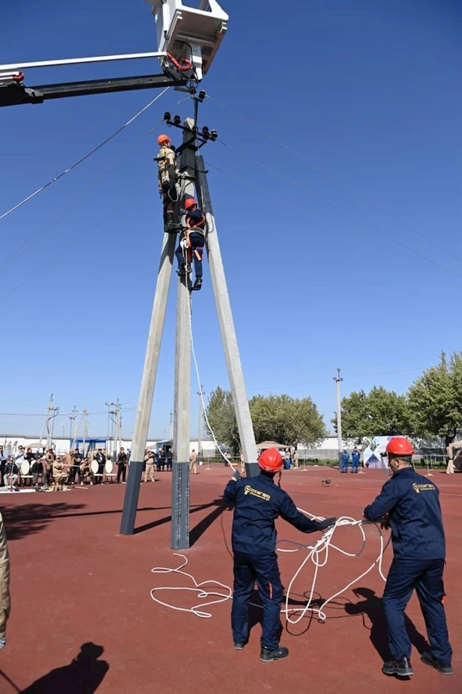“Azərişıq” ASC-nin gənc energetikləri Özbəkistanda Qran-Pri qazanıb — FOTOLAR “Azərişıq” ASC-nin gənc energetikləri Özbəkistanda Qran-Pri qazanıb — FOTOLAR
