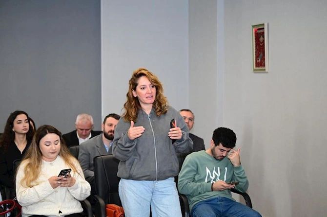 MYS-lər üzrə xüsusi təqaüd proqramı ilə bağlı müsabiqəyə həsr olunan mətbuat konfransı keçirilib — FOTOLAR