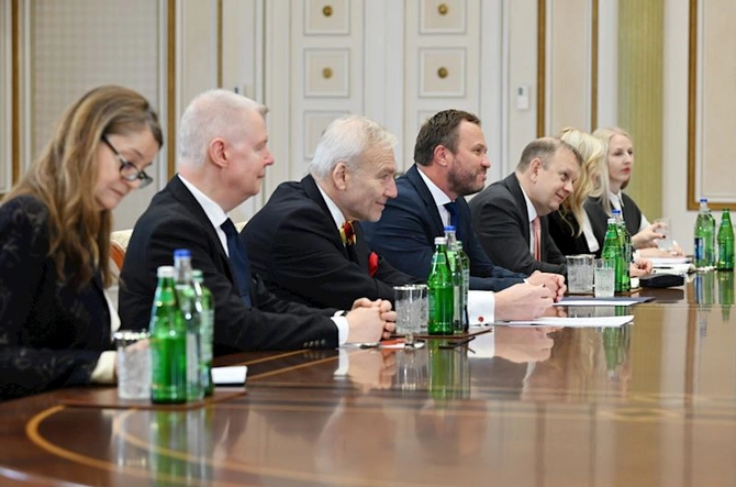 İlham Əliyev Estoniyanın xarici işlər nazirini qəbul edib — FOTOLAR İlham Əliyev Estoniyanın xarici işlər nazirini qəbul edib — FOTOLAR