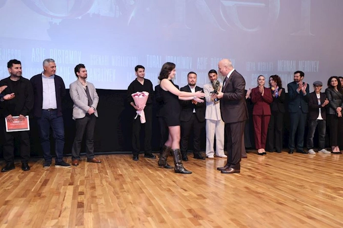 Azərbaycanın ilk qadın gəmi kapitanına həsr olunmuş “Şövkət” filmi təqdim edilib — FOTOLAR
