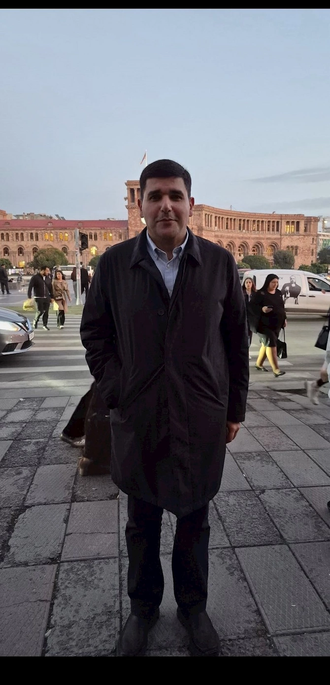 İrəvandan fotolar paylaşdı — FOTOLAR İrəvandan fotolar paylaşdı — FOTOLAR