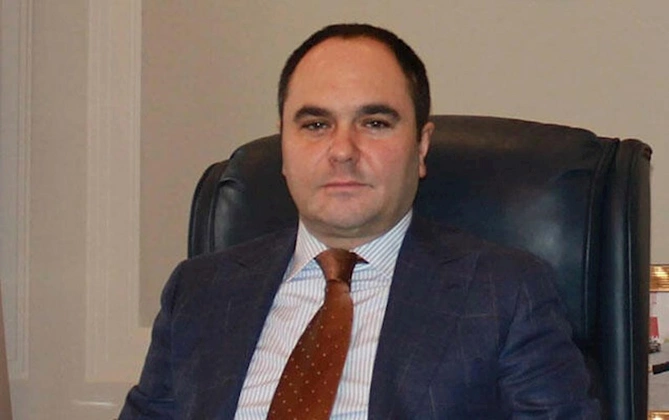 Ramiz Mehdiyevin həbsdəki adamı kimdir? — Ona da xəyanət etmişdi Ramiz Mehdiyevin həbsdəki adamı kimdir? — Ona da xəyanət etmişdi