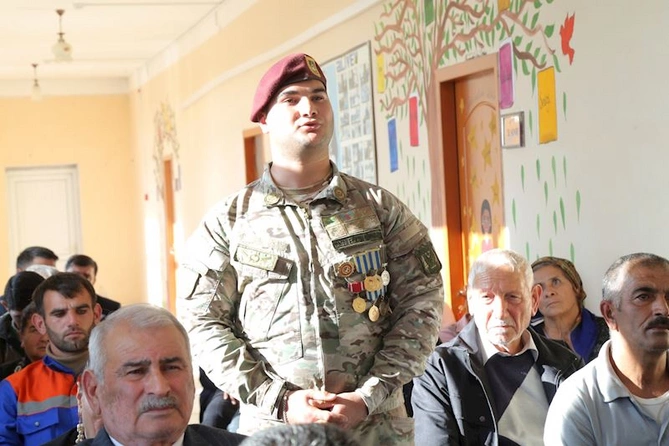 Hacıqabulun Qızılburun kəndində səyyar qəbul-görüş keçirildi — FOTOLAR