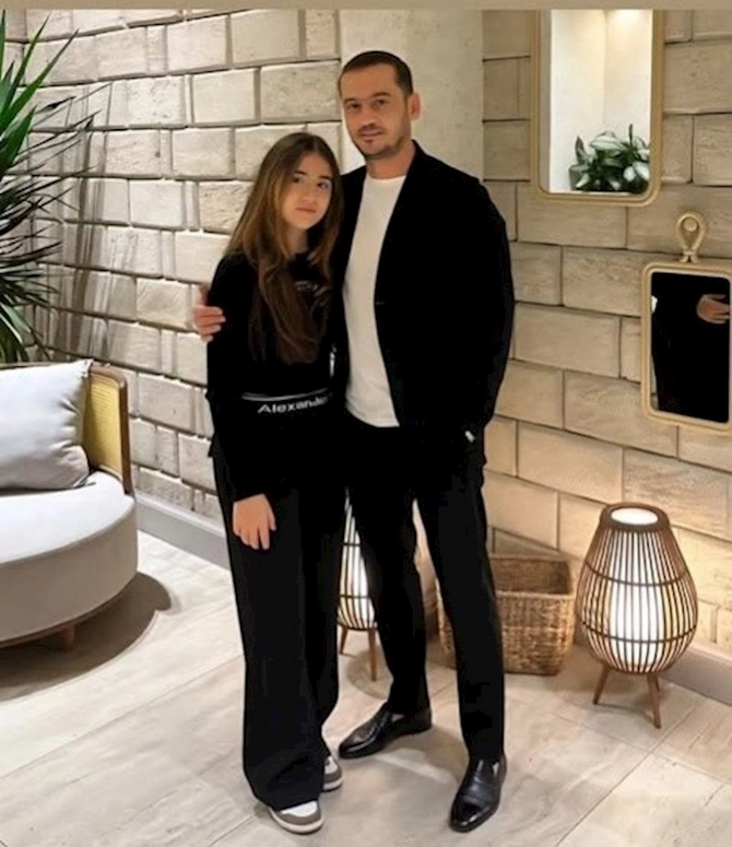 Emil Bədəlovdan qızı ilə bağlı paylaşım — FOTO