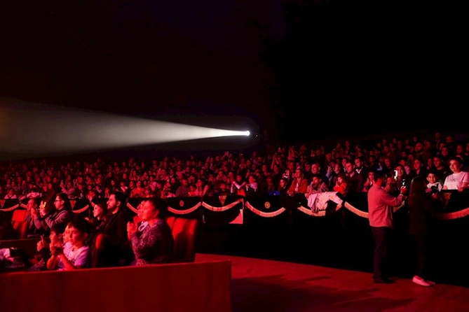 Bakı Dövlət Sirki 6 ölkədən sirk artistlərinin iştirakı ilə maraqlı proqram təqdim edir — FOTOLAR