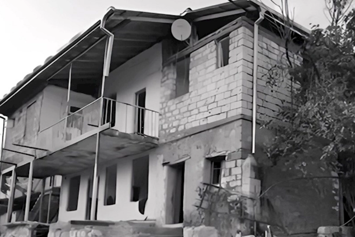 Xocalıda çəkilən YENİ KADRLAR: Ermənilər Xan yadigarını bərbad hala salıblar — VİDEO