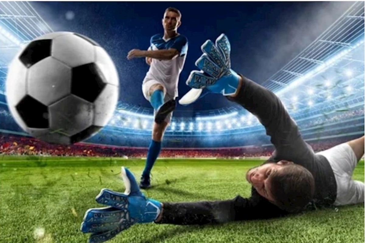 İran futbolunda qalmaqal: Komanda üzvü qapıçını vurdu