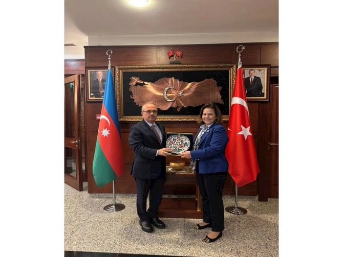Hakan Fidanın müavini Bakıya gəldi — FOTOLAR