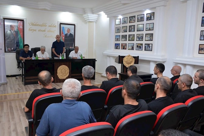 “Konstitusiya” Araşdırmalar Fondu cəzaçəkmə müəssisələrinin monitorinqi layihəsini yekunlaşdırdı — FOTOLAR
