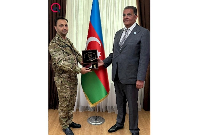 İşdən çıxarılan generalın biabırçı görüntüləri yayıldı — FOTO