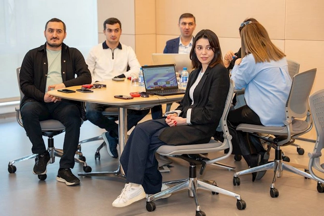 “Süni intellektin mediada tətbiqi” mövzusunda seminar yekunlaşıb — FOTOLAR