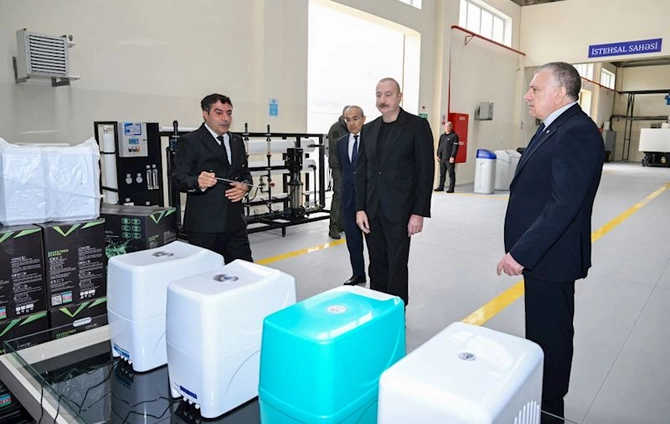 Sabirabadda su filtrlərinin istehsalı müəssisəsinin fəaliyyəti ilə tanışlıq —FOTOLAR