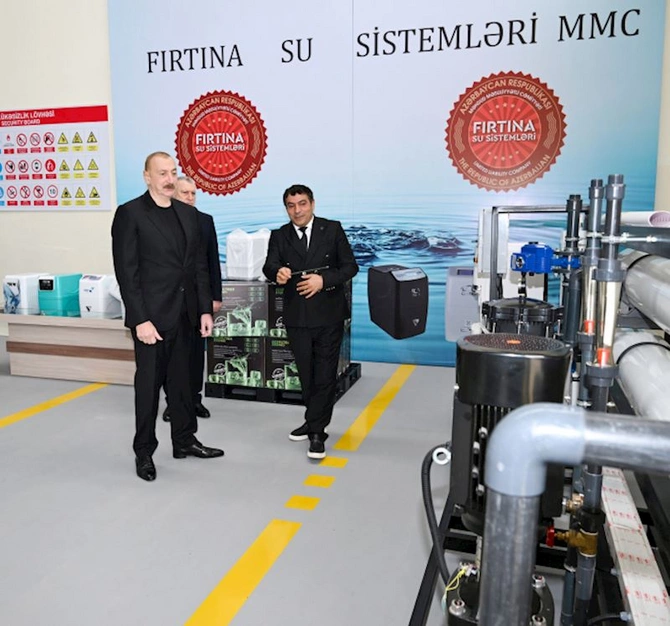 Sabirabadda su filtrlərinin istehsalı müəssisəsinin fəaliyyəti ilə tanışlıq —FOTOLAR