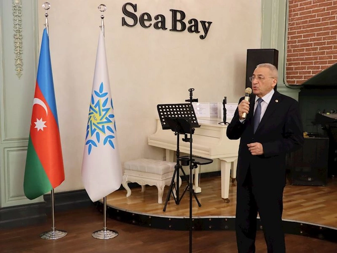 YAP-ın Səbail rayon təşkilatı Müəllimlər Günü ilə bağlı tədbir keçirdi — FOTOLAR
