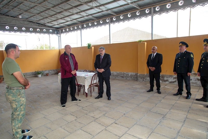Salyan RİH başçısı tərəfindən şəhid ailələrinin ziyarəti davam etdirilir — FOTOLAR