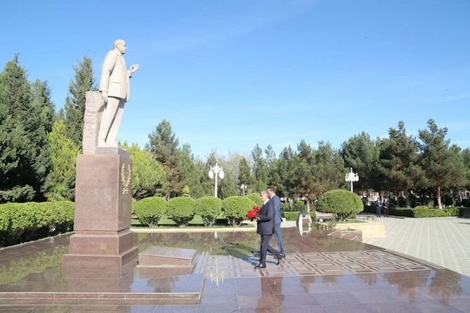 Hacıqabulda Kənd təsərrüfatı işçiləri günü qeyd edildi — FOTOLAR Hacıqabulda Kənd təsərrüfatı işçiləri günü qeyd edildi — FOTOLAR