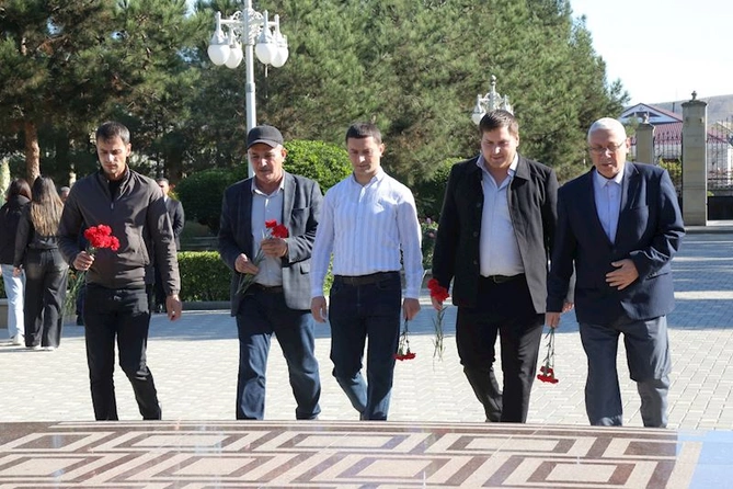 Hacıqabulda Kənd təsərrüfatı işçiləri günü qeyd edildi — FOTOLAR Hacıqabulda Kənd təsərrüfatı işçiləri günü qeyd edildi — FOTOLAR