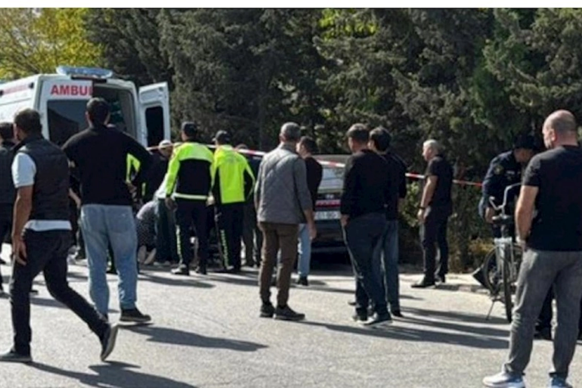 Sürücü sükan arxasında öldü, avtomobil qəzaya düşdü