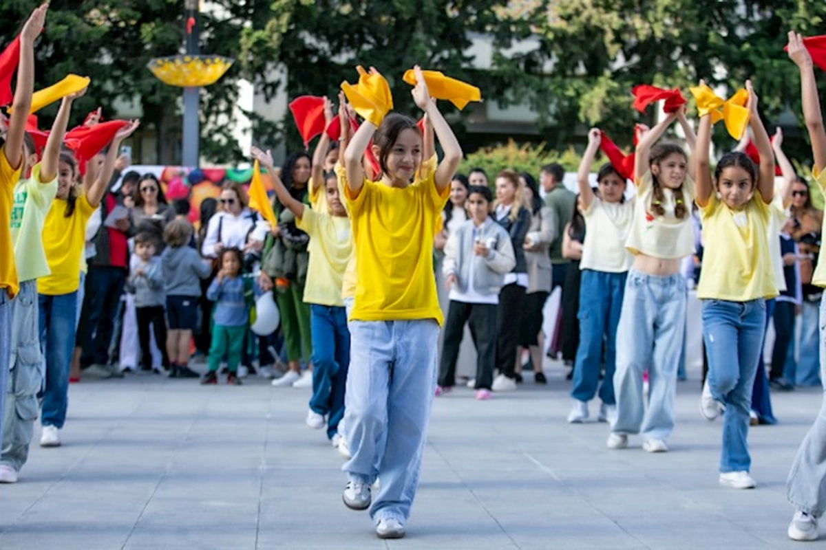 Heydər Əliyev adına Müasir Təhsil Kompleksi yeni təşəbbüslə çağırış etdi — FOTOLAR