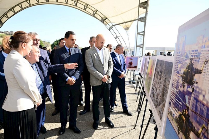 Cəbrayılda Şəhər Günü münasibətilə Qarabağ — obyektivdən tarixə adlı fotosərgi açılıb (FOTOLAR)