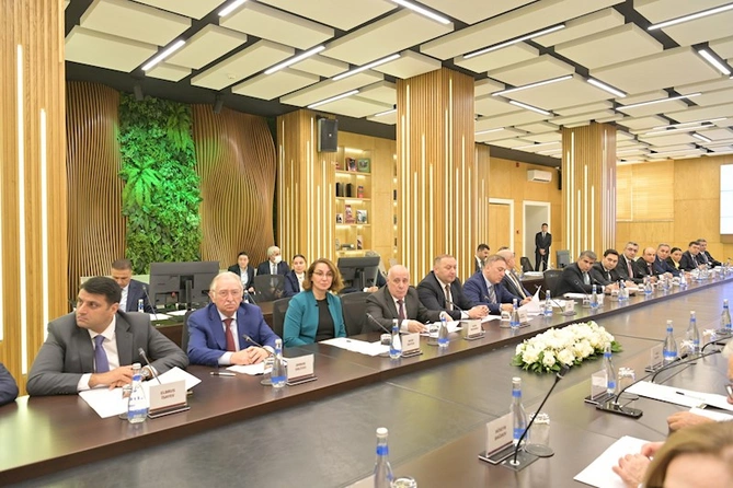 Elm və ali təhsilin strateji hədəfləri müzakirə olundu — FOTOLAR