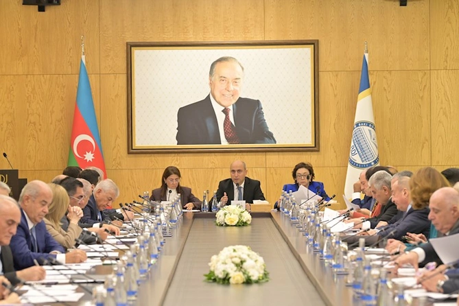 Elm və ali təhsilin strateji hədəfləri müzakirə olundu — FOTOLAR