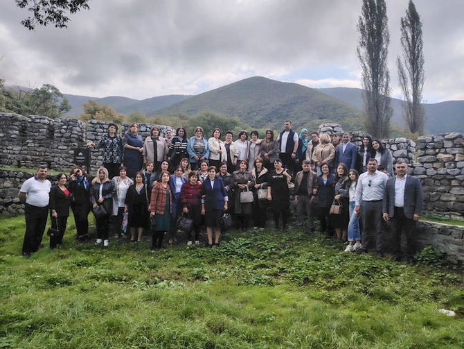 Zaqatala RQİİ-nin bir qrup əməkdaşının tarixi yerlərə ekskursiyası baş tutub — FOTOLAR
