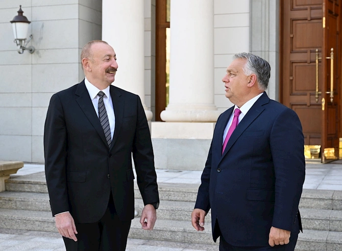 Azərbaycan Prezidenti Qəbələdə Macarıstanın Baş naziri ilə görüşüb — FOTOLAR