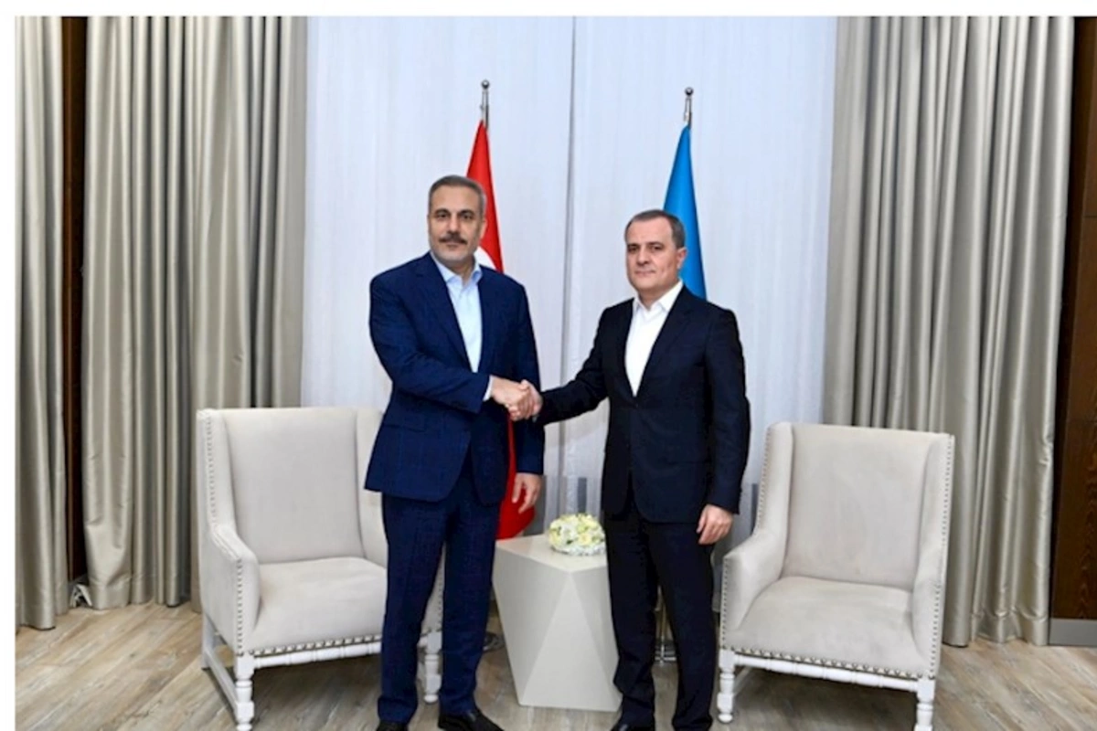Ceyhun Bayramov Qəbələdə Hakan Fidanla görüşüb