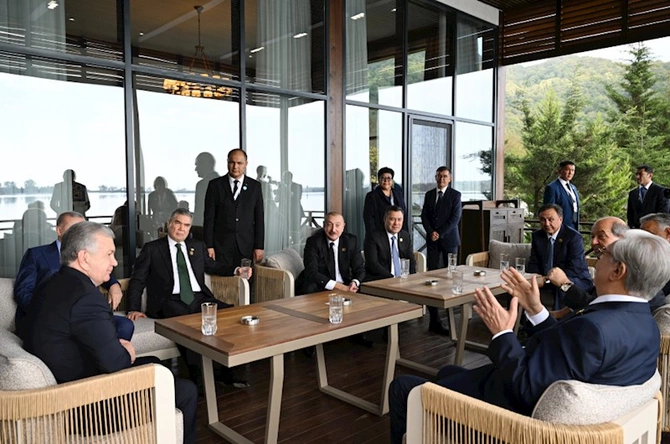Liderlərə rəsmi nahar verildi — FOTOLAR