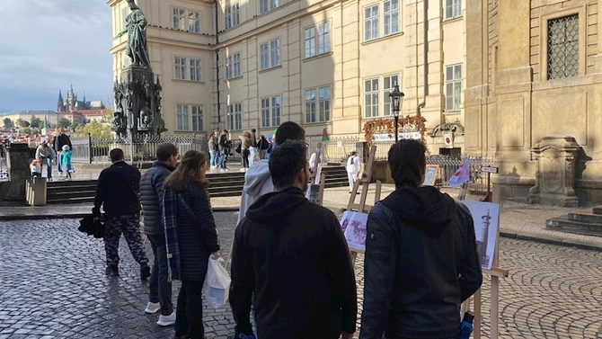 Praqada Beynəlxalq Diaspor Mərkəzinin layihəsi — ‘Qaçqınların öz vətənlərinə repatriasiyası: Avropa təcrübəsi’ sərgisi (FOTOLAR)