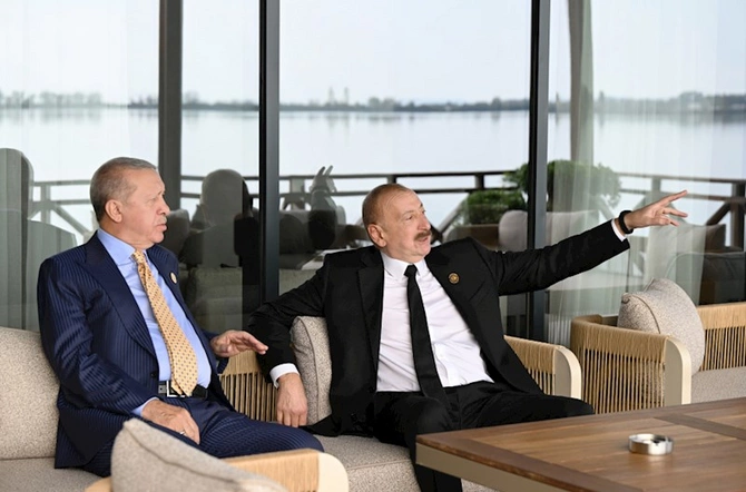 Liderlərə rəsmi nahar verildi — FOTOLAR