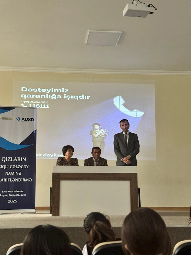 “Qızların işıqlı gələcəyi naminə maarifləndirmə” layihəsi çərçivəsində Lənkəranda tədbir keçirildi — FOTOLAR “Qızların işıqlı gələcəyi naminə maarifləndirmə” layihəsi çərçivəsində Lənkəranda tədbir keçirildi — FOTOLAR