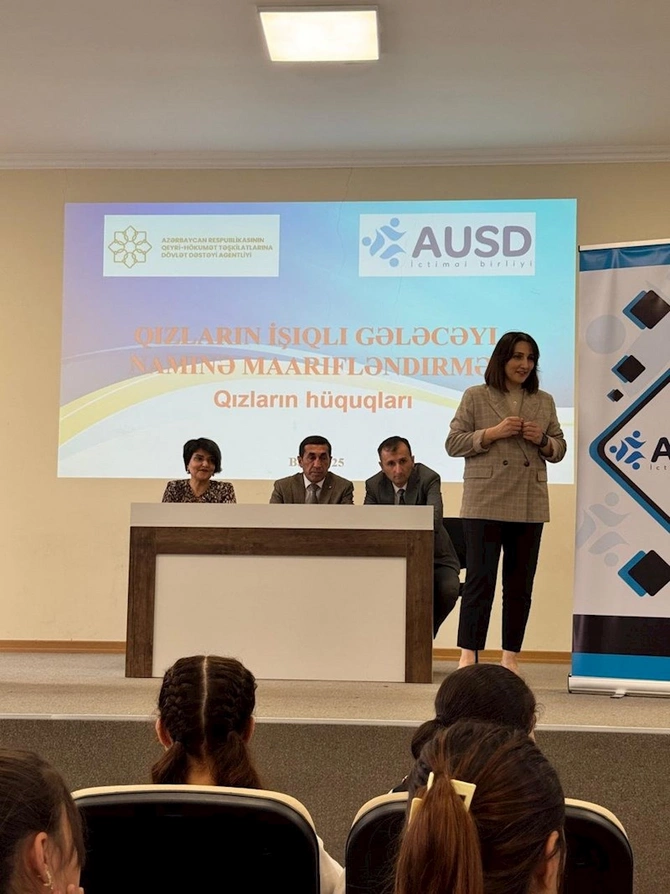“Qızların işıqlı gələcəyi naminə maarifləndirmə” layihəsi çərçivəsində Lənkəranda tədbir keçirildi — FOTOLAR “Qızların işıqlı gələcəyi naminə maarifləndirmə” layihəsi çərçivəsində Lənkəranda tədbir keçirildi — FOTOLAR