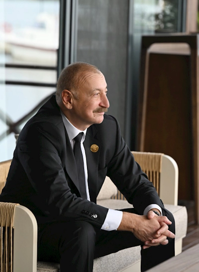 Liderlərə rəsmi nahar verildi — FOTOLAR