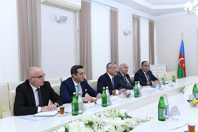 Dövlət Komitəsinin sədri Dünya Bankının nümayəndə heyəti ilə görüşüb — FOTOLAR
