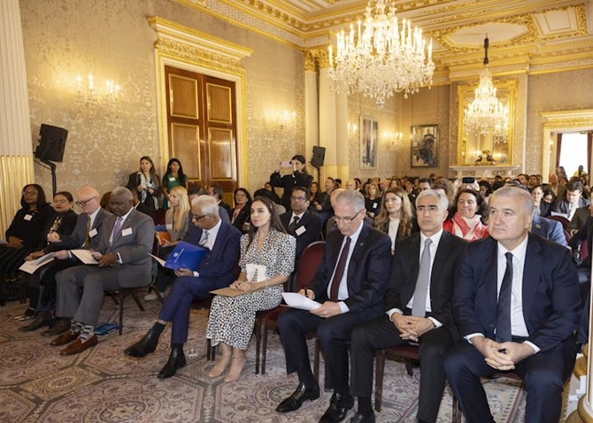 Leyla Əliyeva Londonda yüksəksəviyyəli iqlim dialoqunda iştirak edib — FOTOLAR