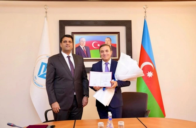 Mənsum İbrahimova NDU-nun Fəxri professor diplomu təqdim olundu — FOTOLAR