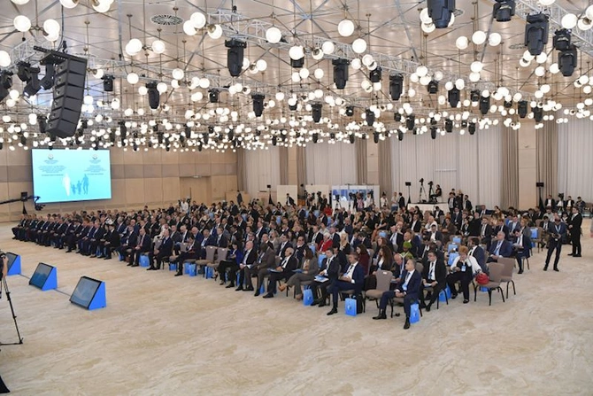 İtkin düşmüş şəxslər üzrə Bakı Dialoqu çərçivəsində beynəlxalq konfransın açılış sessiyası keçirilib — FOTOLAR (YENİLƏNİB)