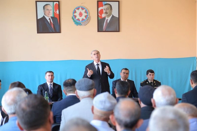 Hacıqabulun Kolanı kəndində növbəti səyyar qəbul-görüş keçirildi — FOTOLAR