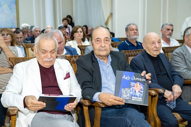 “Köhnə bakılı: həsrət və duyğular” adlı fərdi sərginin açılışı oldu — FOTOLAR
