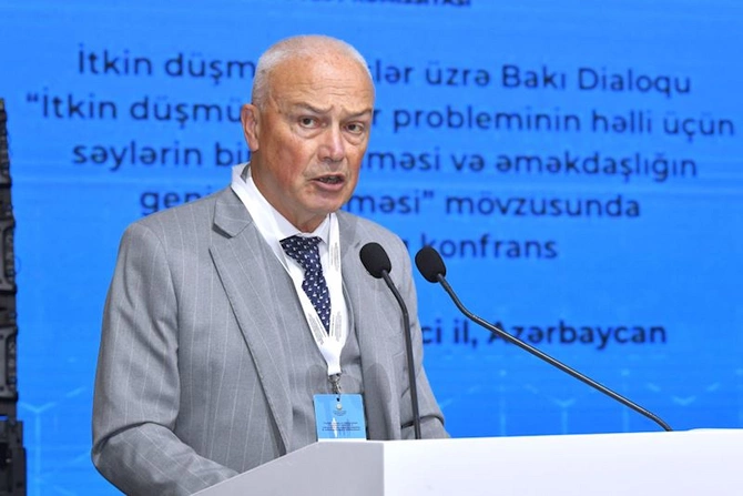 İtkin düşmüş şəxslər üzrə Bakı Dialoqu çərçivəsində beynəlxalq konfransın açılış sessiyası keçirilib — FOTOLAR (YENİLƏNİB)