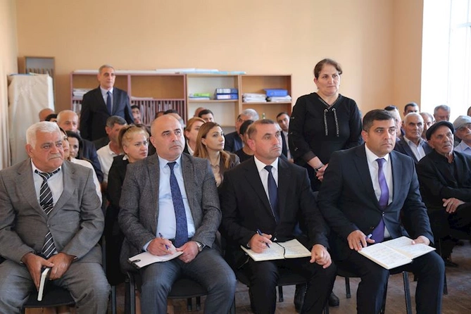 Hacıqabulun Kolanı kəndində növbəti səyyar qəbul-görüş keçirildi — FOTOLAR