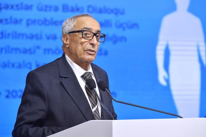 İtkin düşmüş şəxslər üzrə Bakı Dialoqu çərçivəsində beynəlxalq konfransın açılış sessiyası keçirilib — FOTOLAR (YENİLƏNİB)